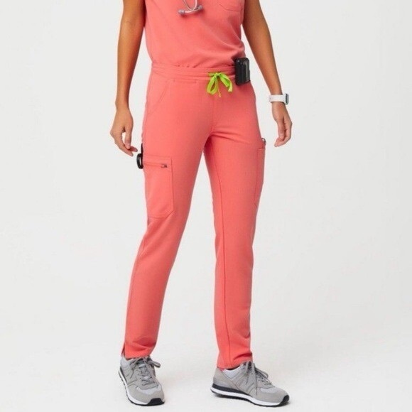 Figs Yola Skinny Scrub Pants Hot Coral Size Medium - Picture 1 of 6